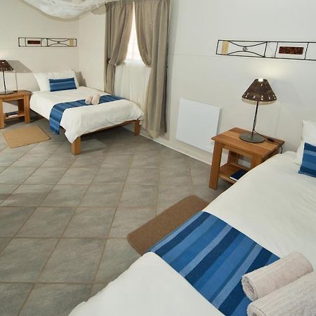 Bahnhof Hotel Aus Eksteriør bilde