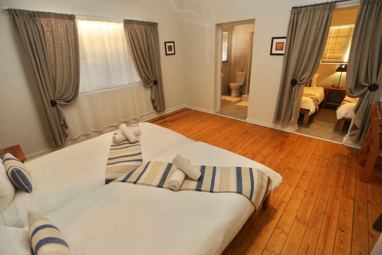 Bahnhof Hotel Aus Eksteriør bilde