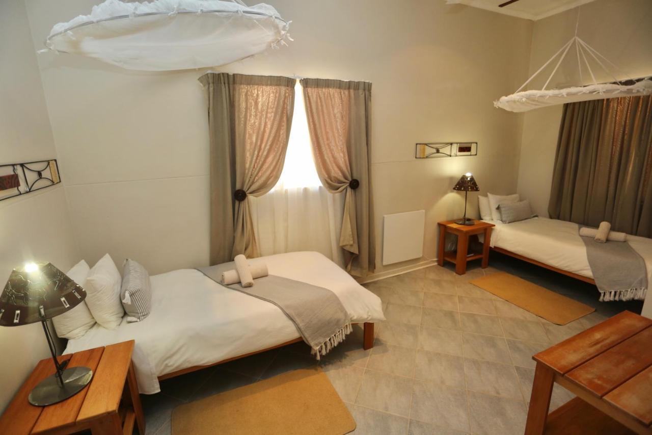 Bahnhof Hotel Aus Eksteriør bilde
